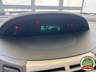 TOYOTA Yaris usata, con Servosterzo