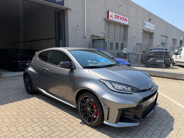 TOYOTA Yaris usata, con Alzacristalli elettrici