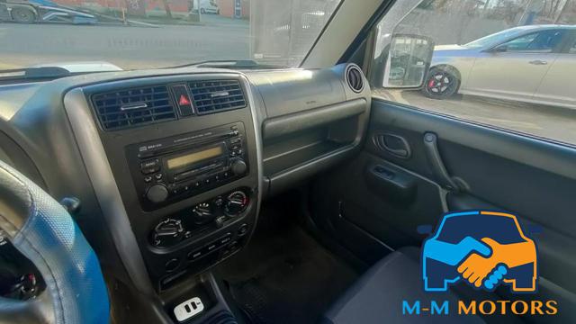 SUZUKI Jimny usata, con Servosterzo
