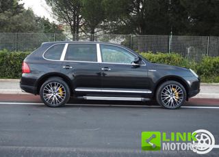 PORSCHE Cayenne usata, con Specchietti laterali elettrici