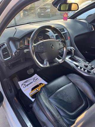 DS AUTOMOBILES DS 5 usata, con Specchietti laterali elettrici