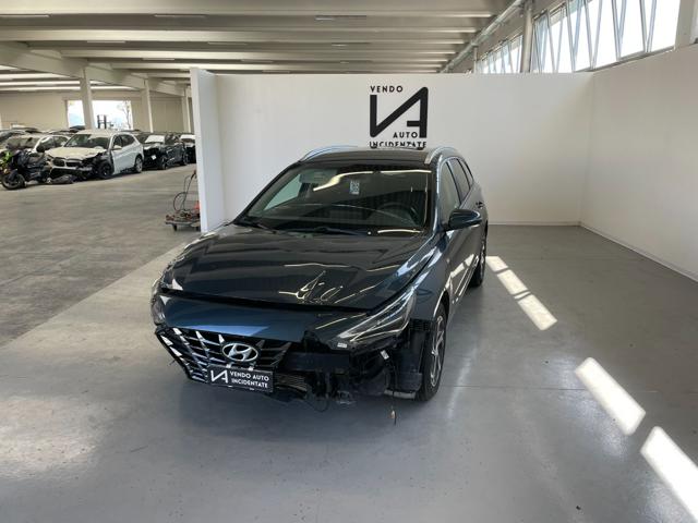 HYUNDAI i30 usata, con Airbag laterali