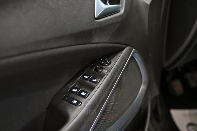 OPEL Crossland X usata, con Controllo trazione