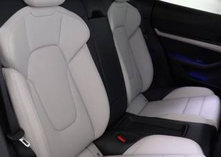 PORSCHE Taycan usata, con Cruise Control