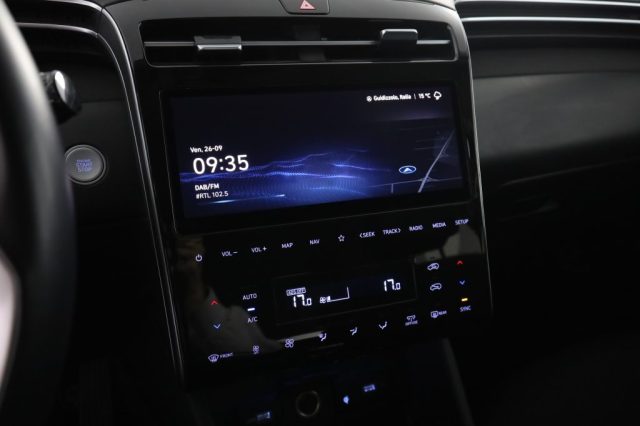 HYUNDAI Tucson usata 10