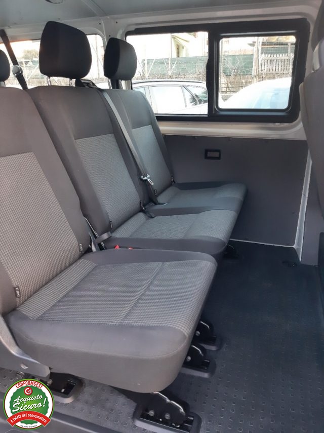 VOLKSWAGEN Transporter usata 30