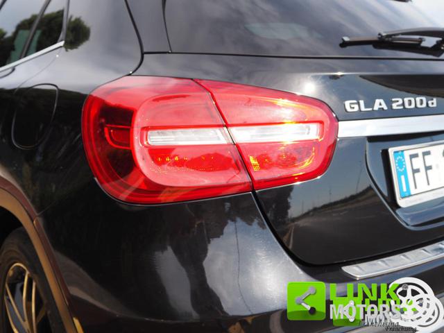 MERCEDES-BENZ GLA 200 usata 35