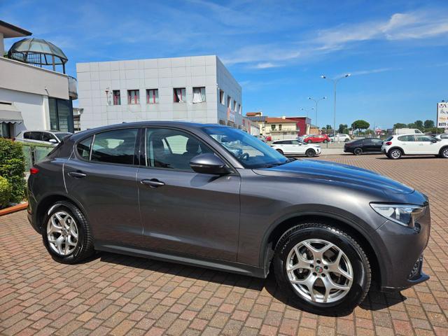 ALFA ROMEO Stelvio usata, con Airbag laterali