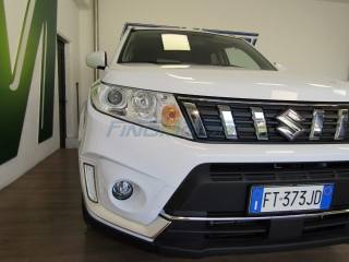 SUZUKI Vitara usata, con Luci diurne LED