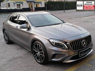 MERCEDES-BENZ GLA 220 usata, con Leve al volante
