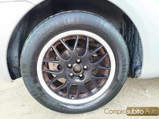 VOLKSWAGEN New Beetle usata 23