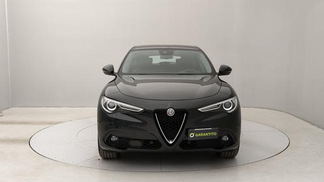 ALFA ROMEO Stelvio usata, con Cerchi in lega