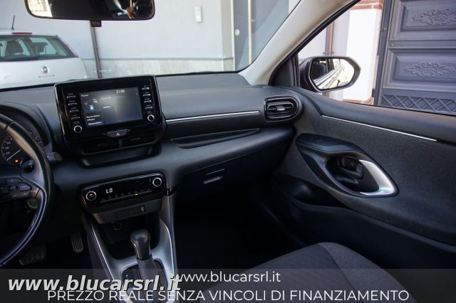 TOYOTA Yaris usata 7