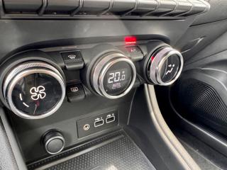 RENAULT Captur usata, con Sensori di parcheggio anteriori