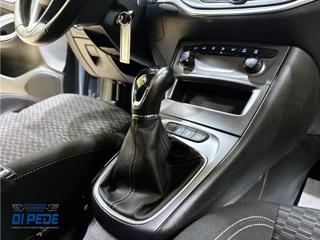 OPEL Astra usata, con Bluetooth