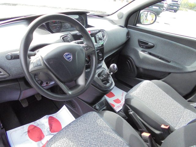 LANCIA Ypsilon usata 18