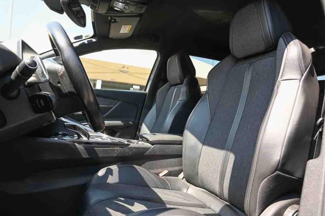 PEUGEOT 3008 usata, con Climatizzatore
