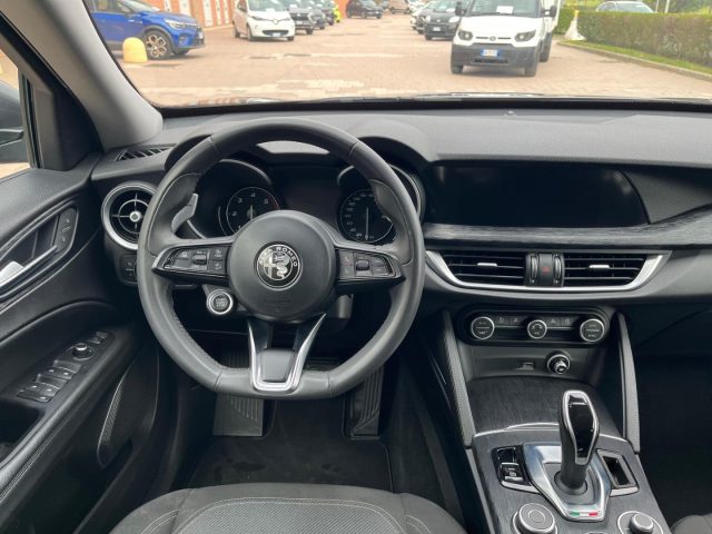 ALFA ROMEO Stelvio usata, con Cerchi in lega
