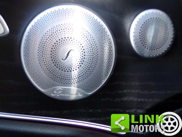 MERCEDES-BENZ E 220 usata, con Leve al volante
