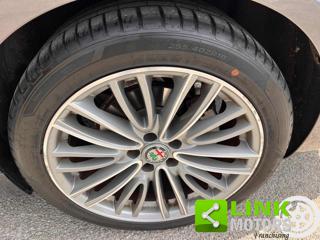 ALFA ROMEO Giulia usata, con Climatizzatore