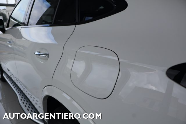 MERCEDES-BENZ GLC 300 usata, con Head-up display