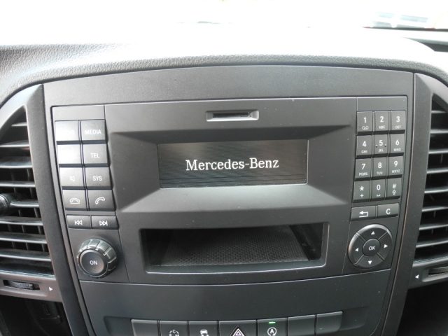 MERCEDES-BENZ Vito usata, con MP3