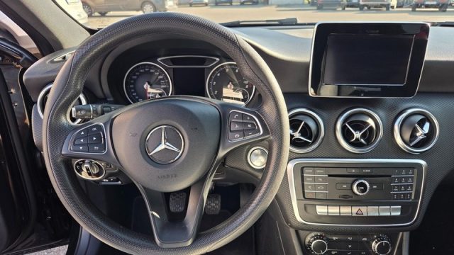 MERCEDES-BENZ A 160 usata, con Servosterzo