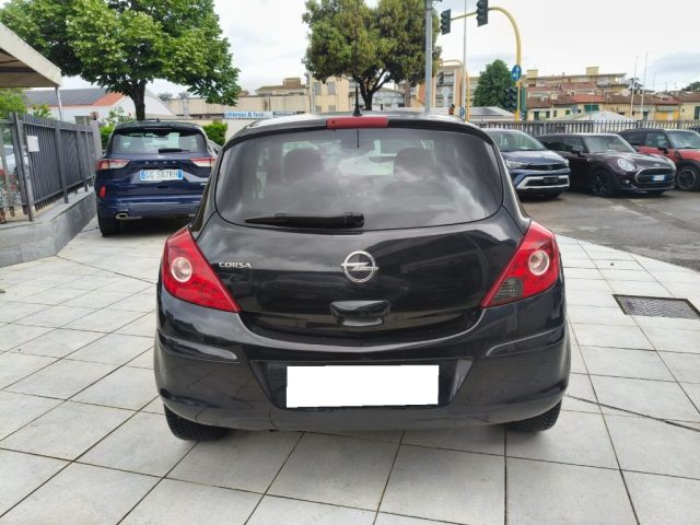 OPEL Corsa usata, con Autoradio