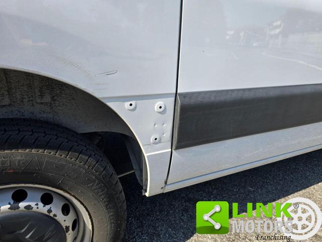 RENAULT Master usata, con Sensore di pioggia