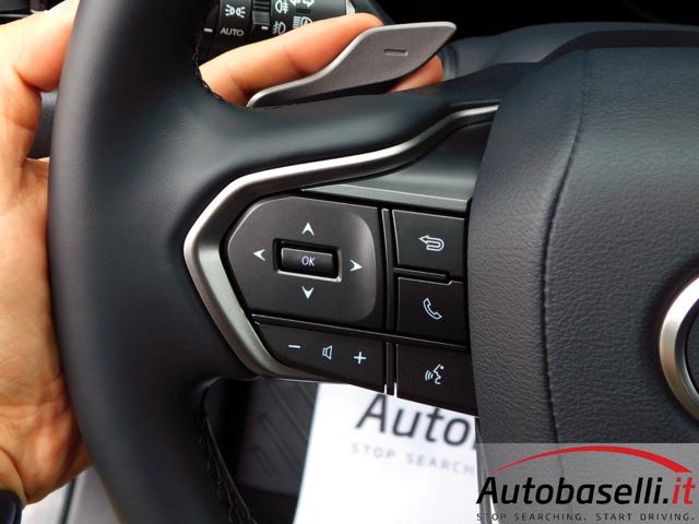 LEXUS NX 300h usata, con Frenata d