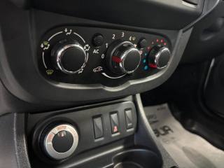 DACIA Duster usata, con Controllo automatico clima