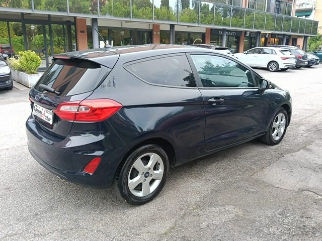 FORD Fiesta usata, con Autoradio