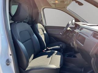 RENAULT Express usata, con Autoradio digitale