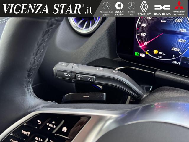 MERCEDES-BENZ GLA 180 usata, con Sedili riscaldati