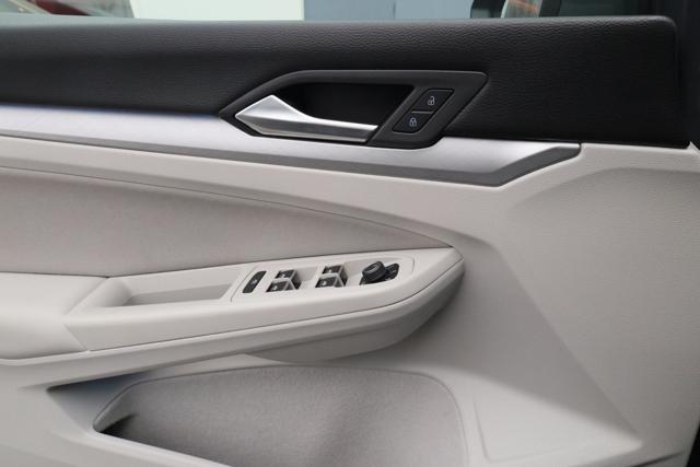 VOLKSWAGEN Golf usata, con Specchietti laterali elettrici