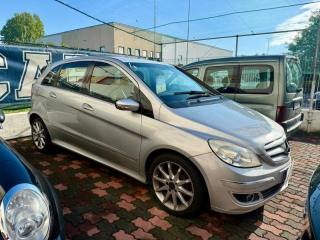 MERCEDES-BENZ B 180 usata, con Airbag laterali
