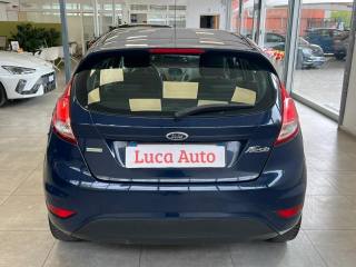 FORD Fiesta usata, con Autoradio