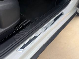 VOLKSWAGEN T-Roc usata 28