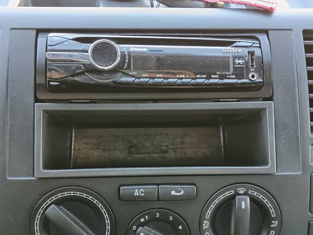 VOLKSWAGEN Transporter usata 12