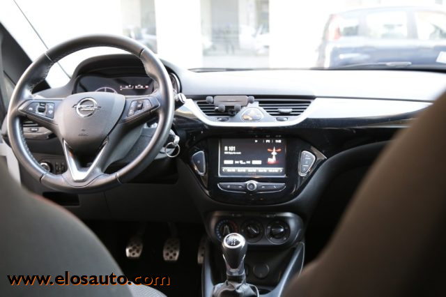 OPEL Corsa usata, con ESP