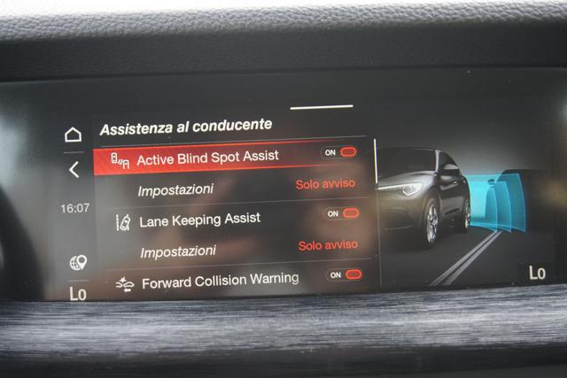 ALFA ROMEO Stelvio usata, con USB