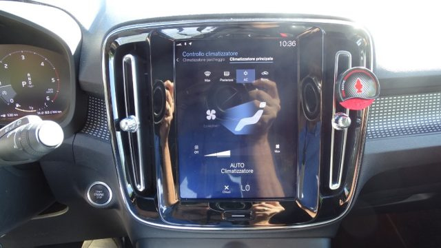 VOLVO XC40 usata 106