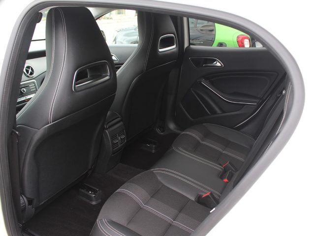 MERCEDES-BENZ GLA 200 usata, con Cruise Control