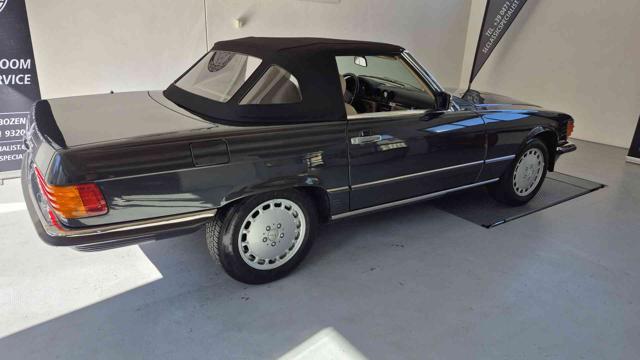 MERCEDES-BENZ SL 560 usata 11