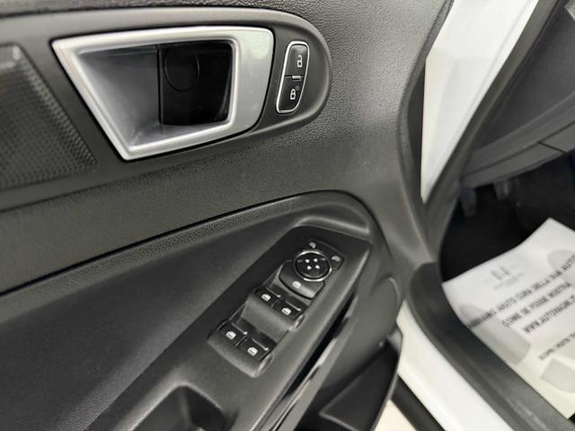 FORD EcoSport usata, con Airbag testa