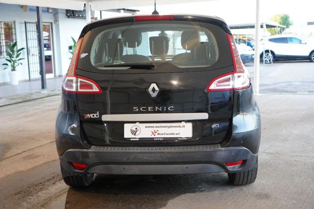 RENAULT Scenic usata, con Chiusura centralizzata