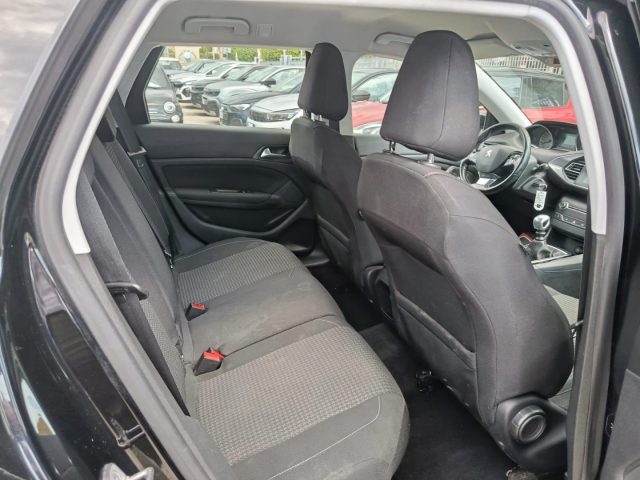 PEUGEOT 308 usata, con Climatizzatore