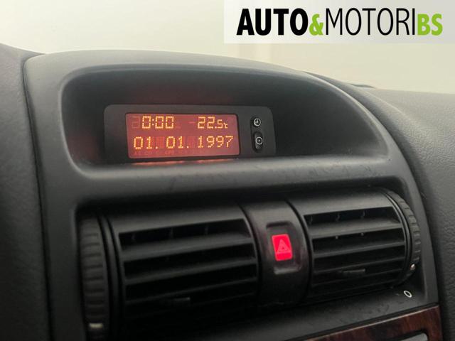 OPEL Astra usata, con Pneumatici da neve