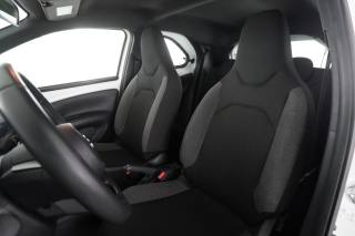 TOYOTA Aygo X usata 5