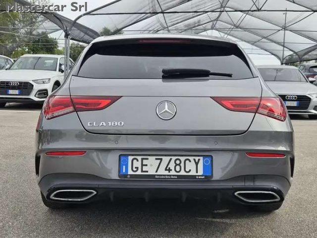 MERCEDES-BENZ CLA 180 usata, con Fari LED